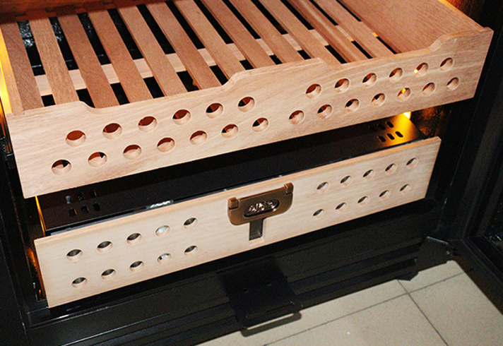 Precision Cigar Humidor 4 Tier Wood Shelves 400pcs